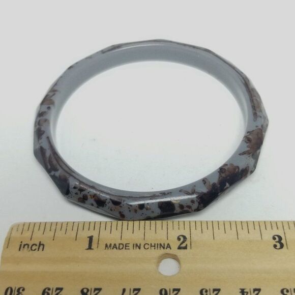 Vintage Gray and Black Marbeled and Faceted Bangle Bracelet, Retro Stacking - Picture 3 of 4
